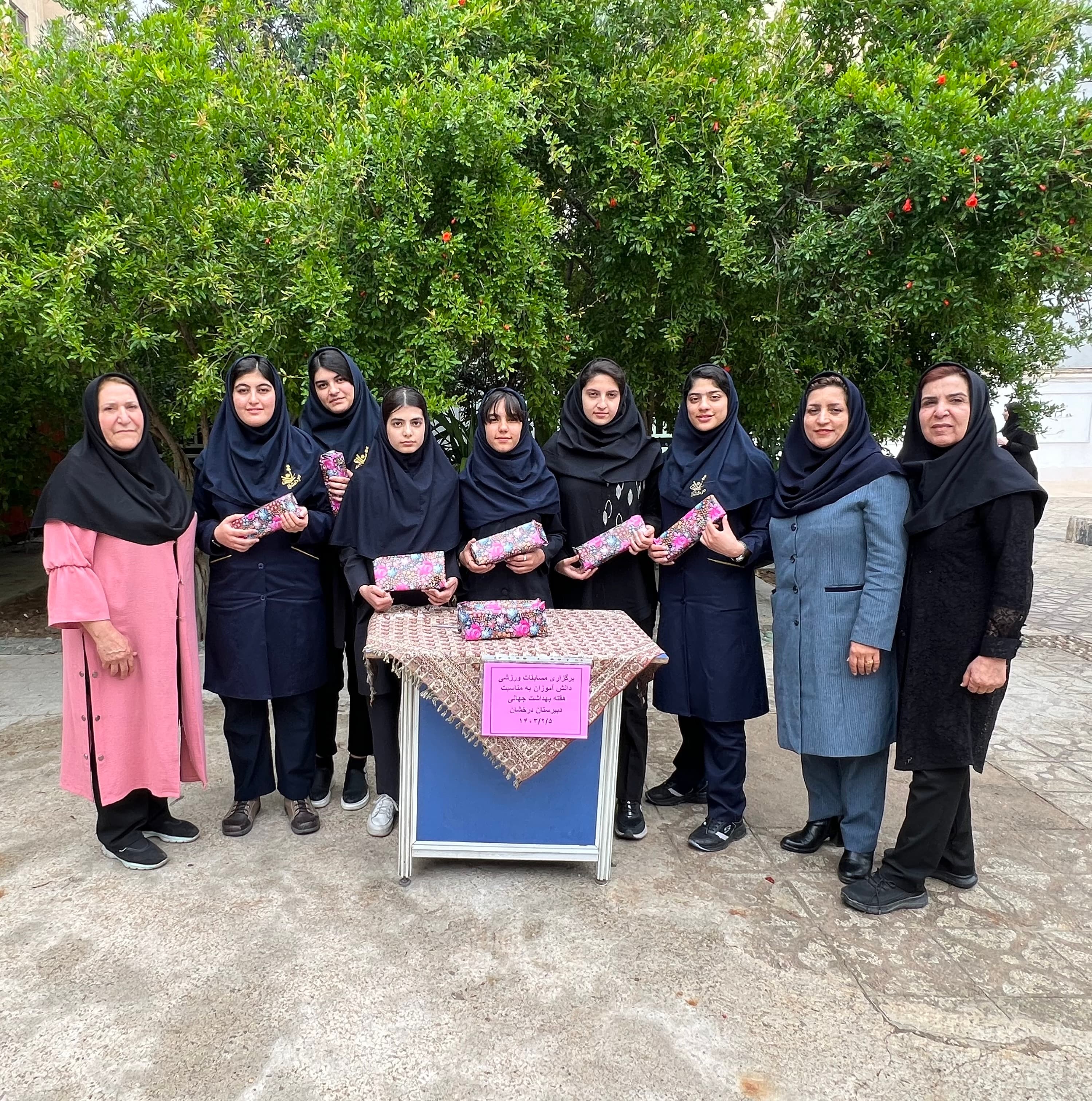 اهدا جوایز دانش آموزان ورزشی۱۴۰۳-۱۴۰۲
