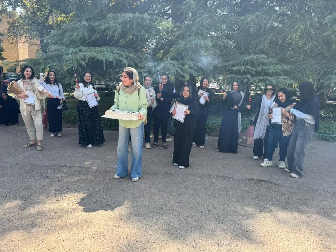 دبیرستان غیردولتی دخترانه درخشان